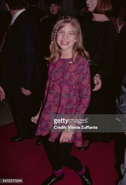 5,677 Anna Chlumsky Photos & High Res Pictures